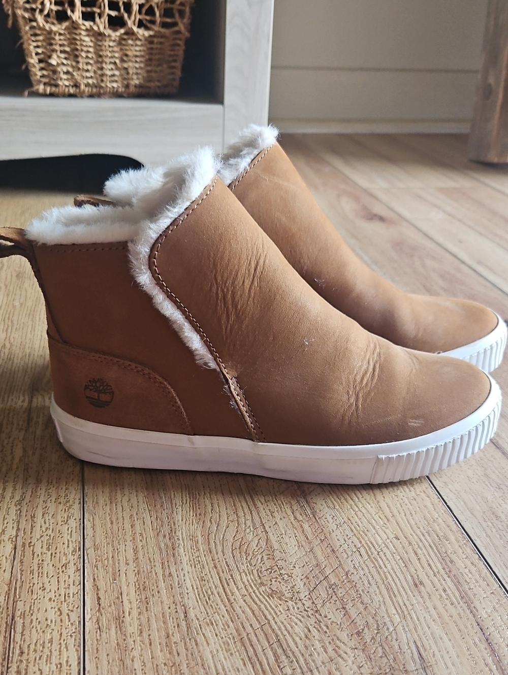 Timberland Women's Tan Nubuck Shearling Slip-On Sneakers